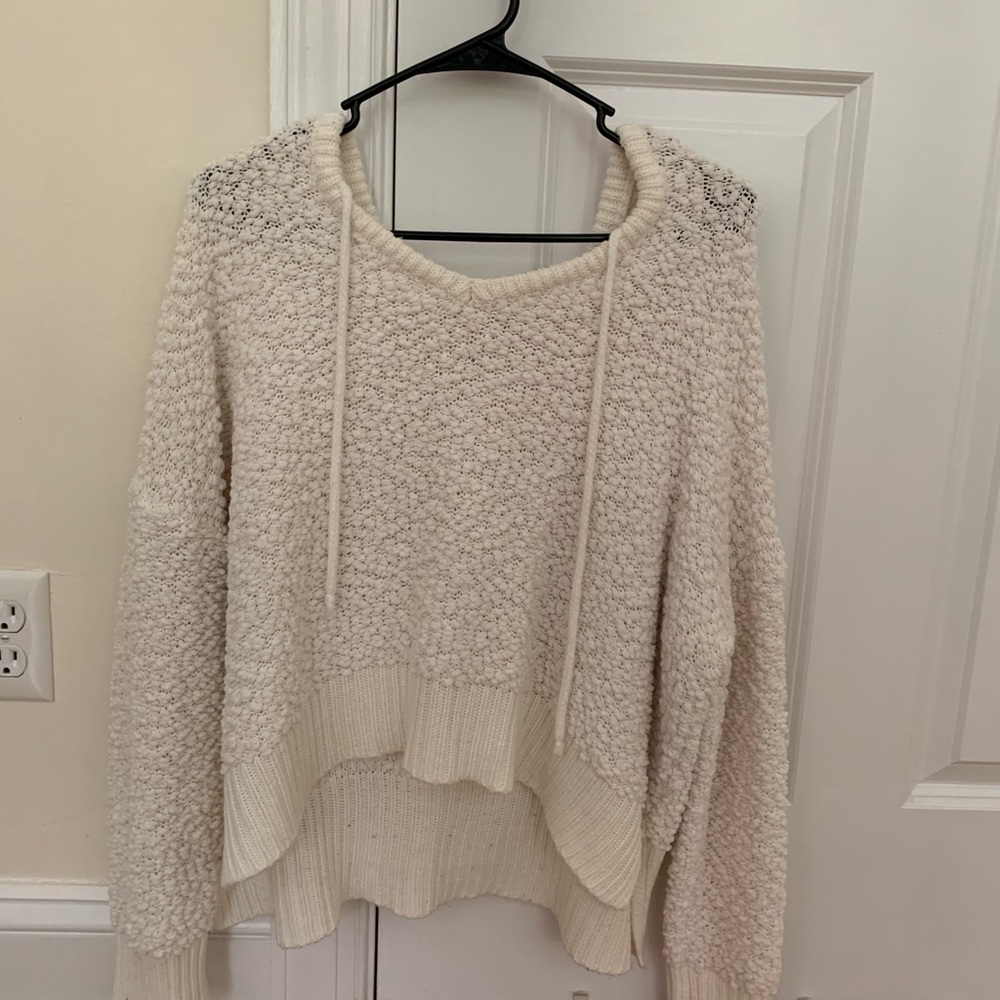 Sweater - Picture 1 of 2